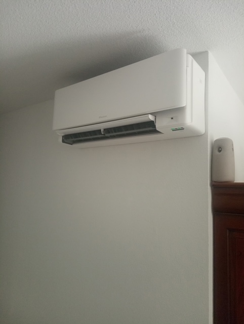 Split intérieur Daikin — chambre